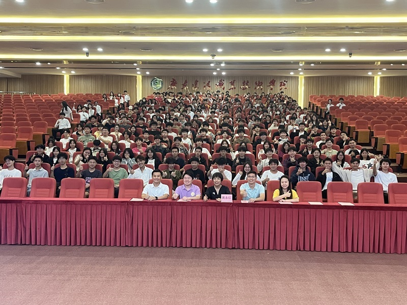土木学院24级班干部培训会议活动照片.jpg