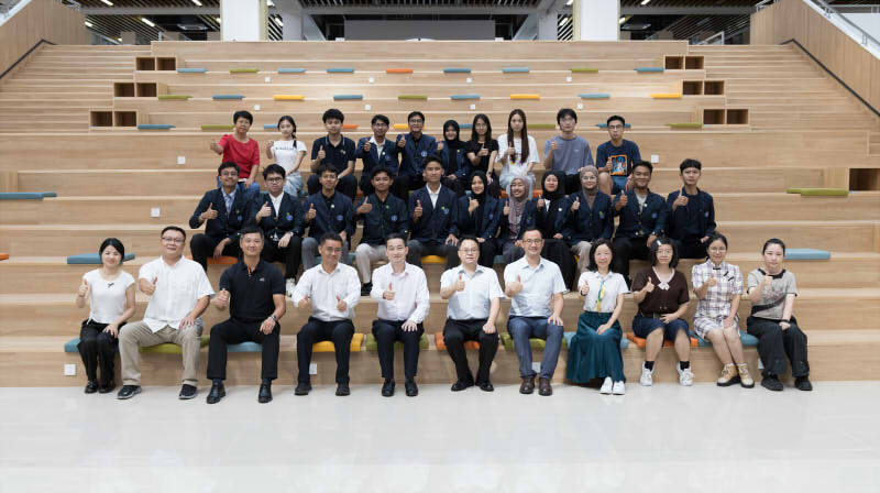 4 工作会后合影.jpg
