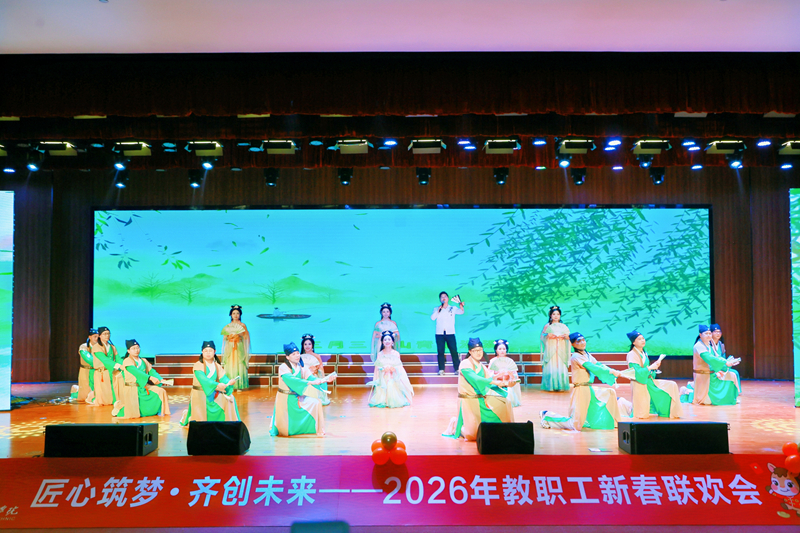 5-《上春山》.jpg