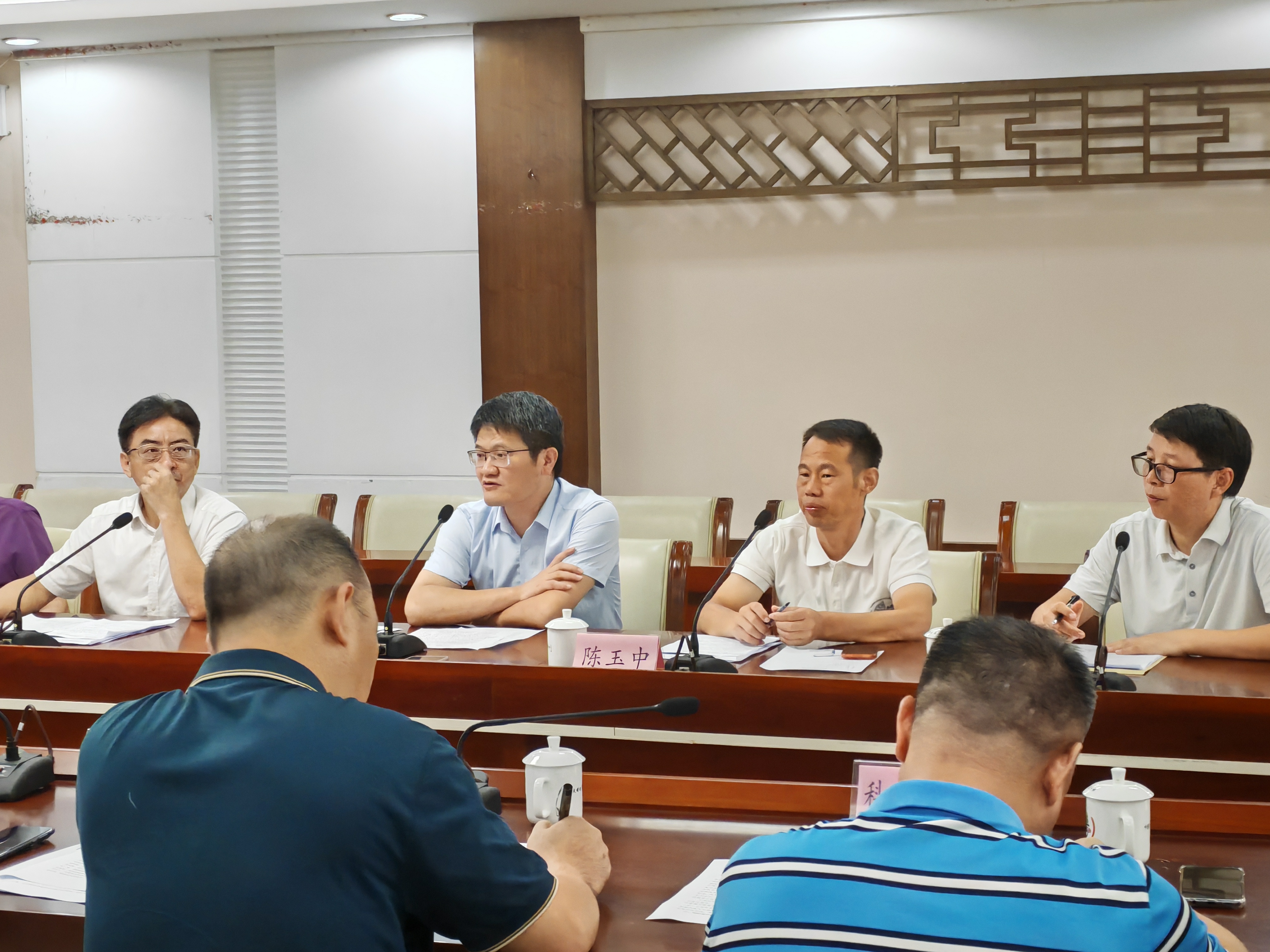 三方联席会议作交流发言.jpg